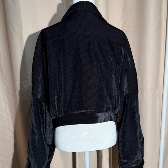 PrettyLittleThing Black Velvet Corduroy Bomber Jacket with Gold Accents - Picture 15 of 16